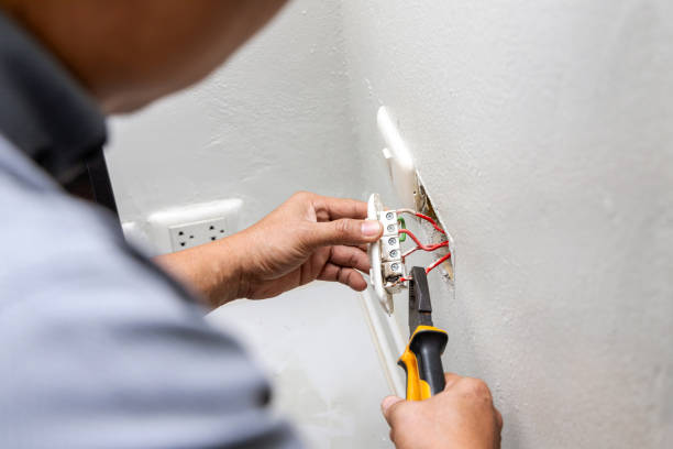 Best Affordable Electrician  in Eleanor, WV